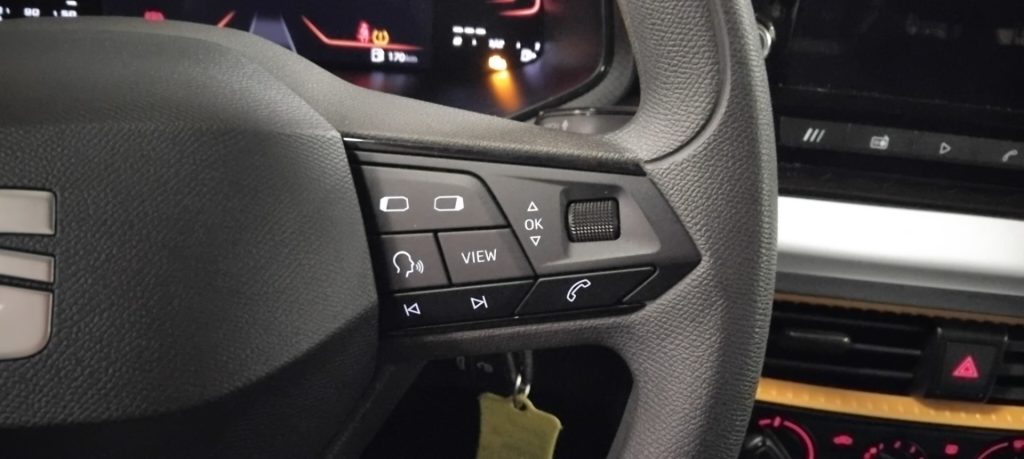 SEAT Arona 1.0 EcoTSI Reference - 12