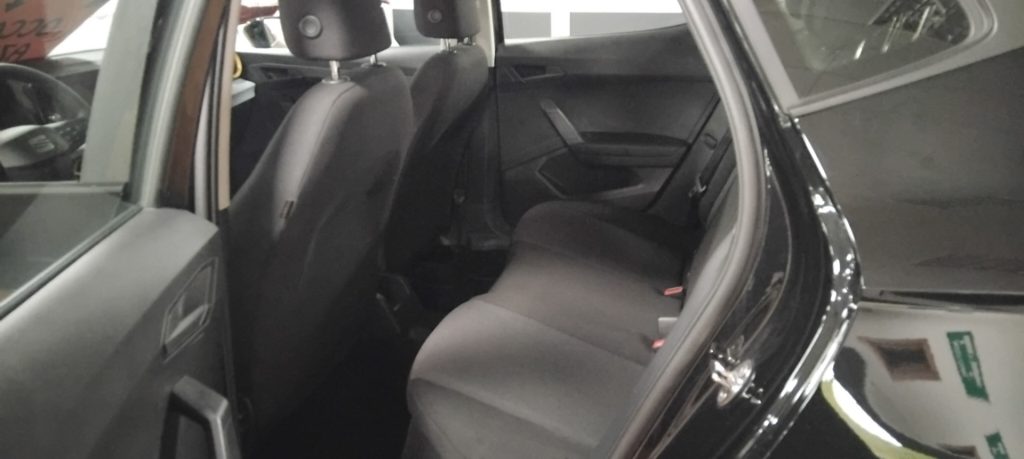 SEAT Arona 1.0 EcoTSI Reference - 17