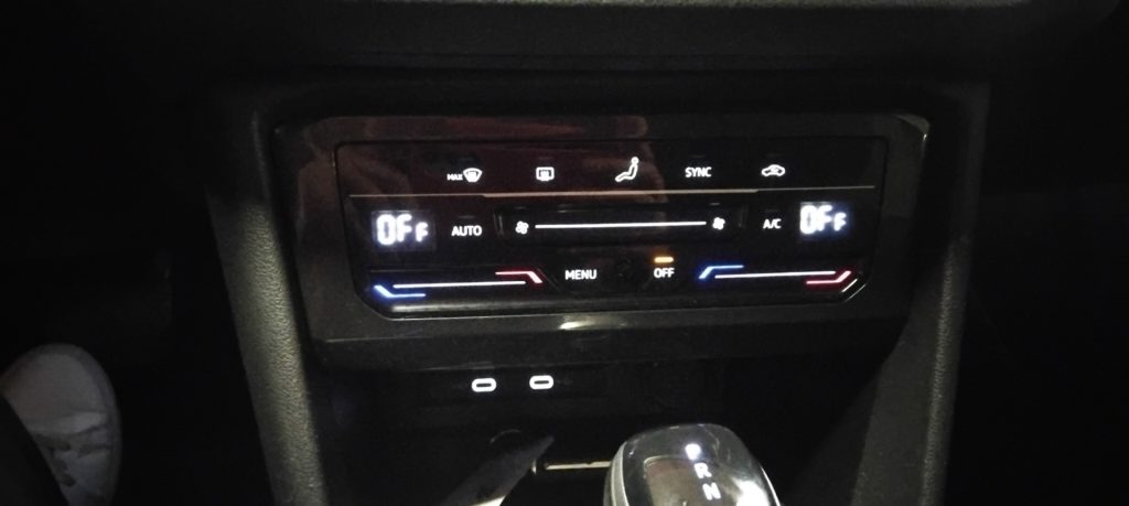 VOLKSWAGEN Tiguan 1.5 TSI 150 CV DSG ACT Elegance 18 VIDEO LED - 22