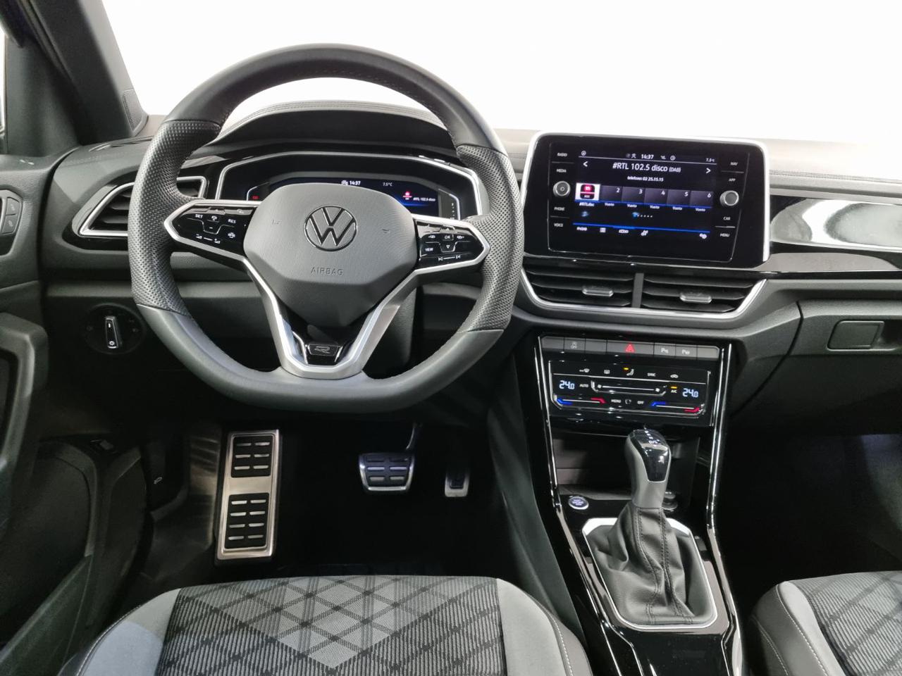 VOLKSWAGEN T-Roc 1.5 TSI ACT DSG R-Line - 25