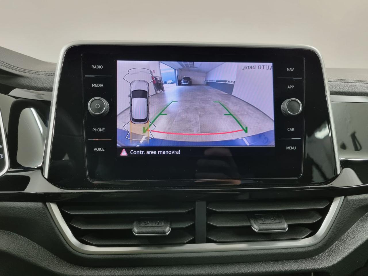 VOLKSWAGEN T-Roc 1.5 TSI ACT DSG R-Line - 8