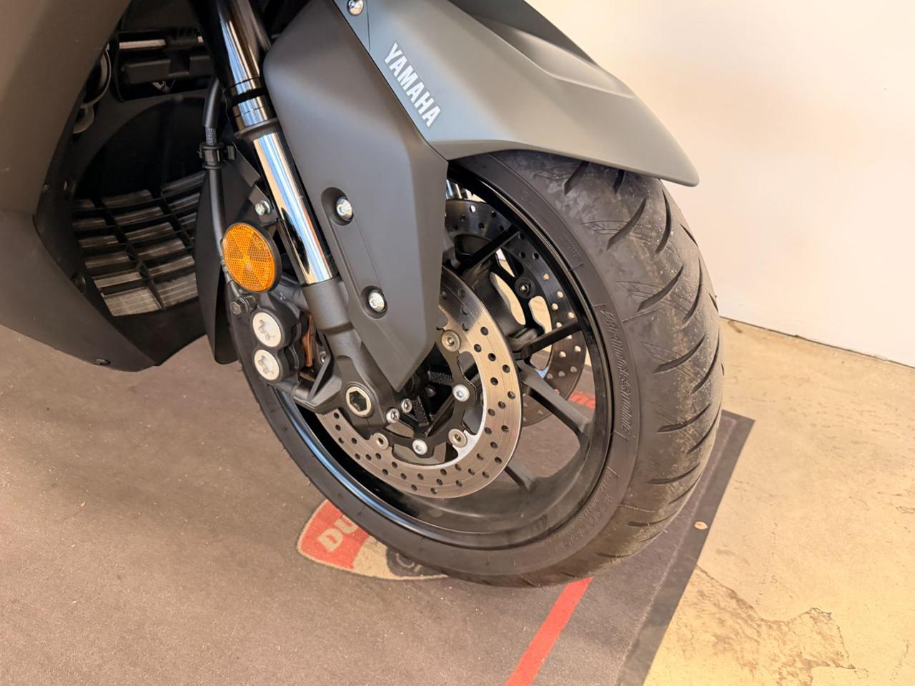 YAMAHA T Max 560 - 4