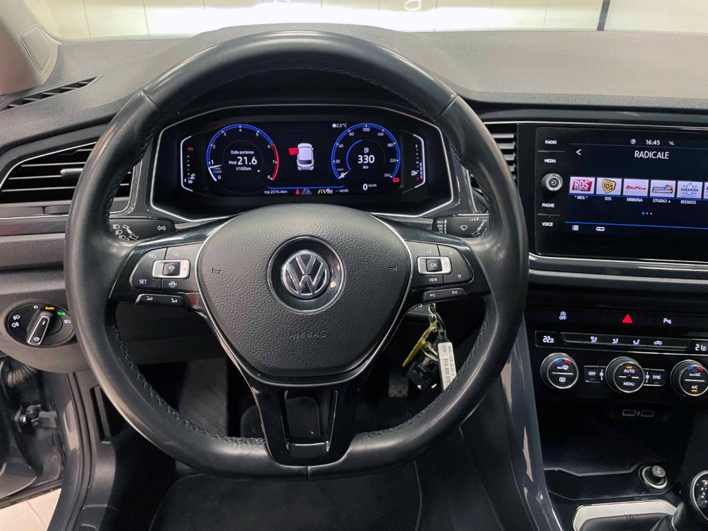 VOLKSWAGEN T-Roc 1.5 TSI STYLE - 20