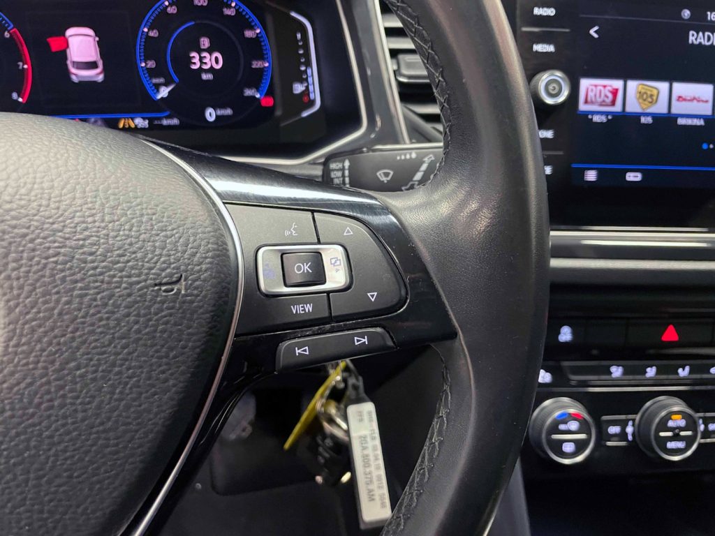 VOLKSWAGEN T-Roc 1.5 TSI STYLE - 42