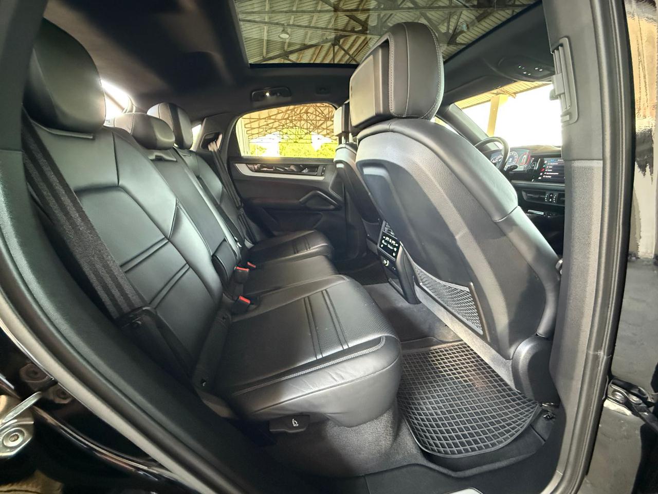 PORSCHE Cayenne Coupé 3.0 V6 - 32