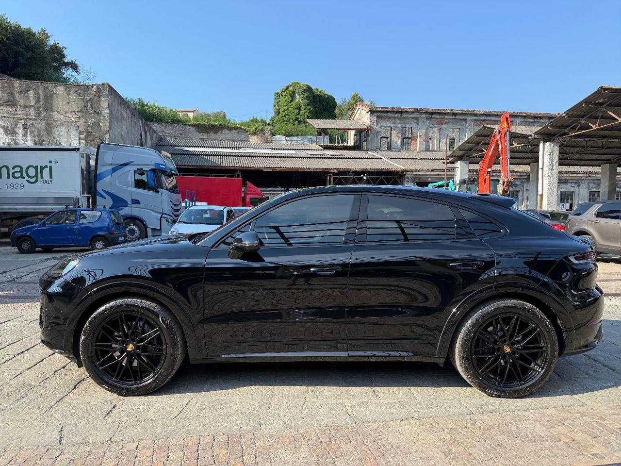PORSCHE Cayenne Coupé 3.0 V6 - 4