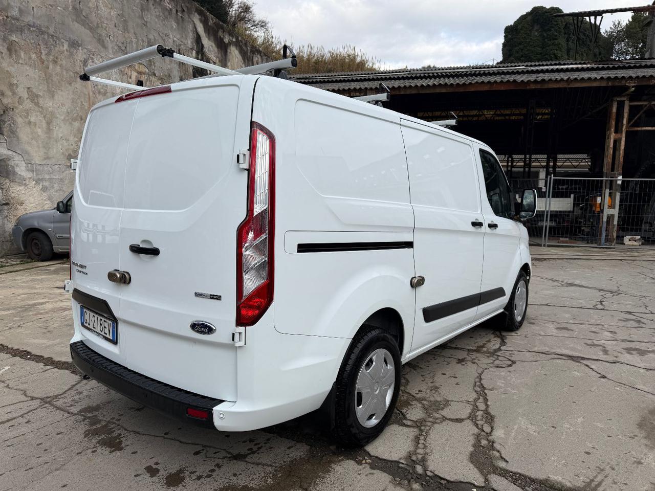 FORD Transit Custom 280 2.0 EcoBlue Hybrid 130 PC  Titan ALL. OFFICINA - 7