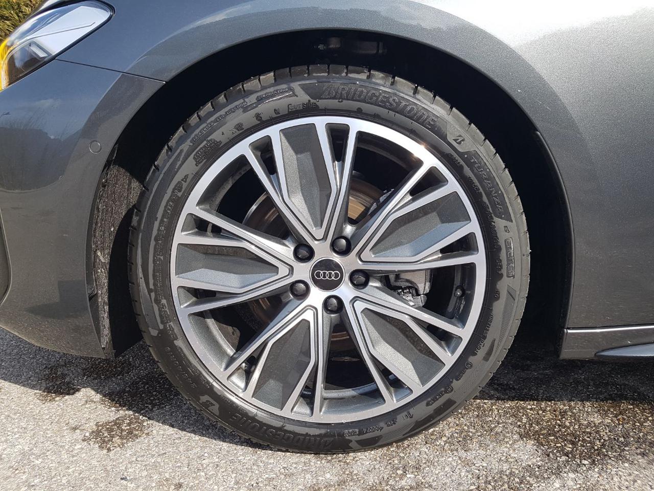 AUDI A5 Avant TDI 150 kW S tronic mHEV+ S Line edition - 3