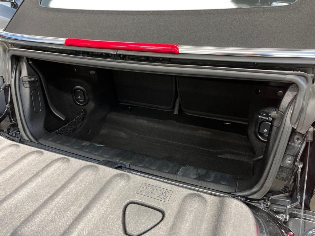 MINI John Cooper Works 2.0 John Cooper Works JCW Cabrio - 13