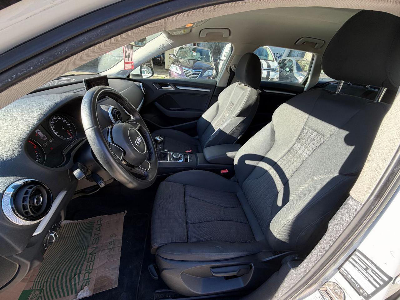 AUDI A3 SPB 1.6 TDI Admired - 10