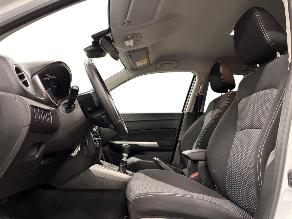 SUZUKI Vitara 1.4 Hybrid Cool - 10