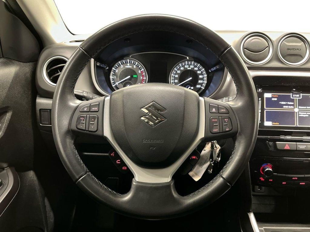 SUZUKI Vitara 1.4 Hybrid Cool - 11