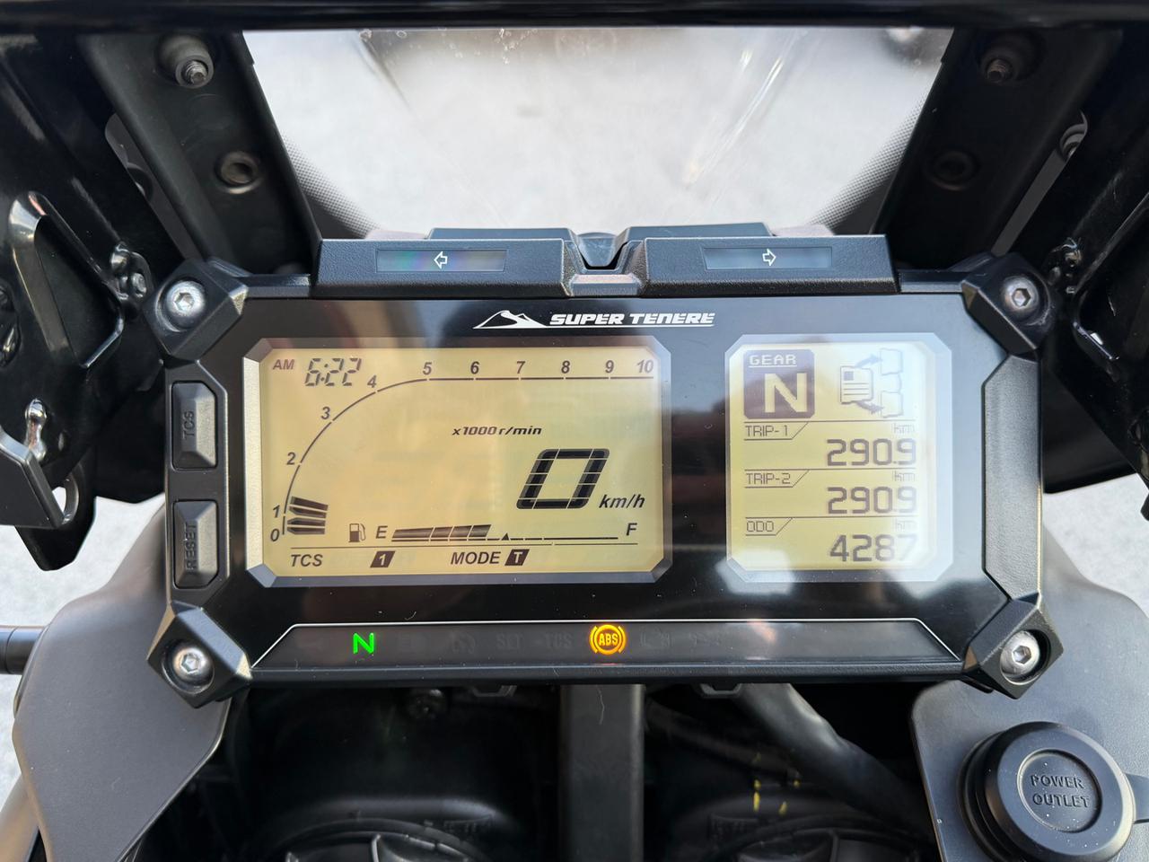 YAMAHA XT 1200 ZE Super Ténéré XT 1200 ABS - 10