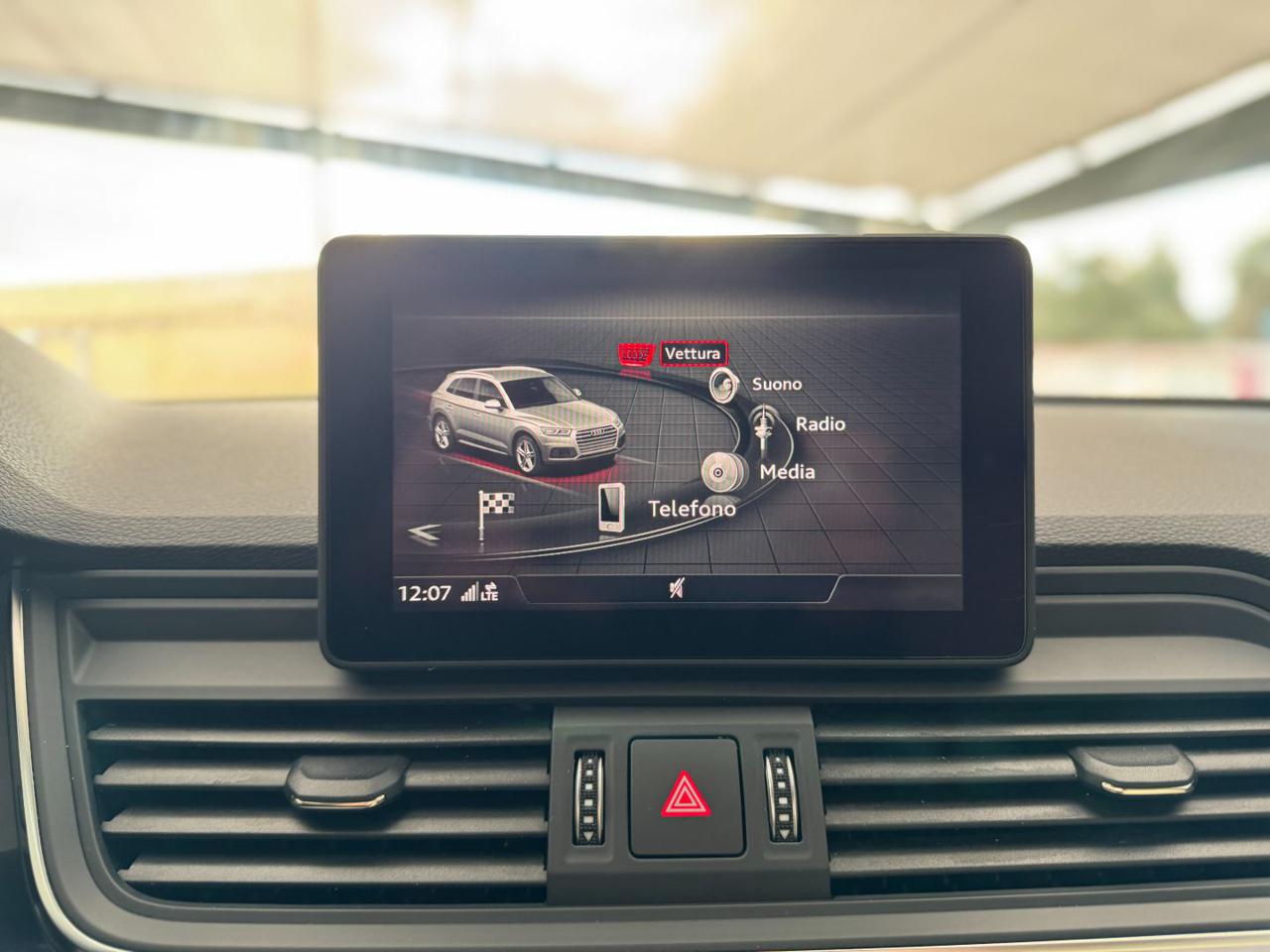 AUDI Q5 40 TDI quattro S-Tronic Sport - 29