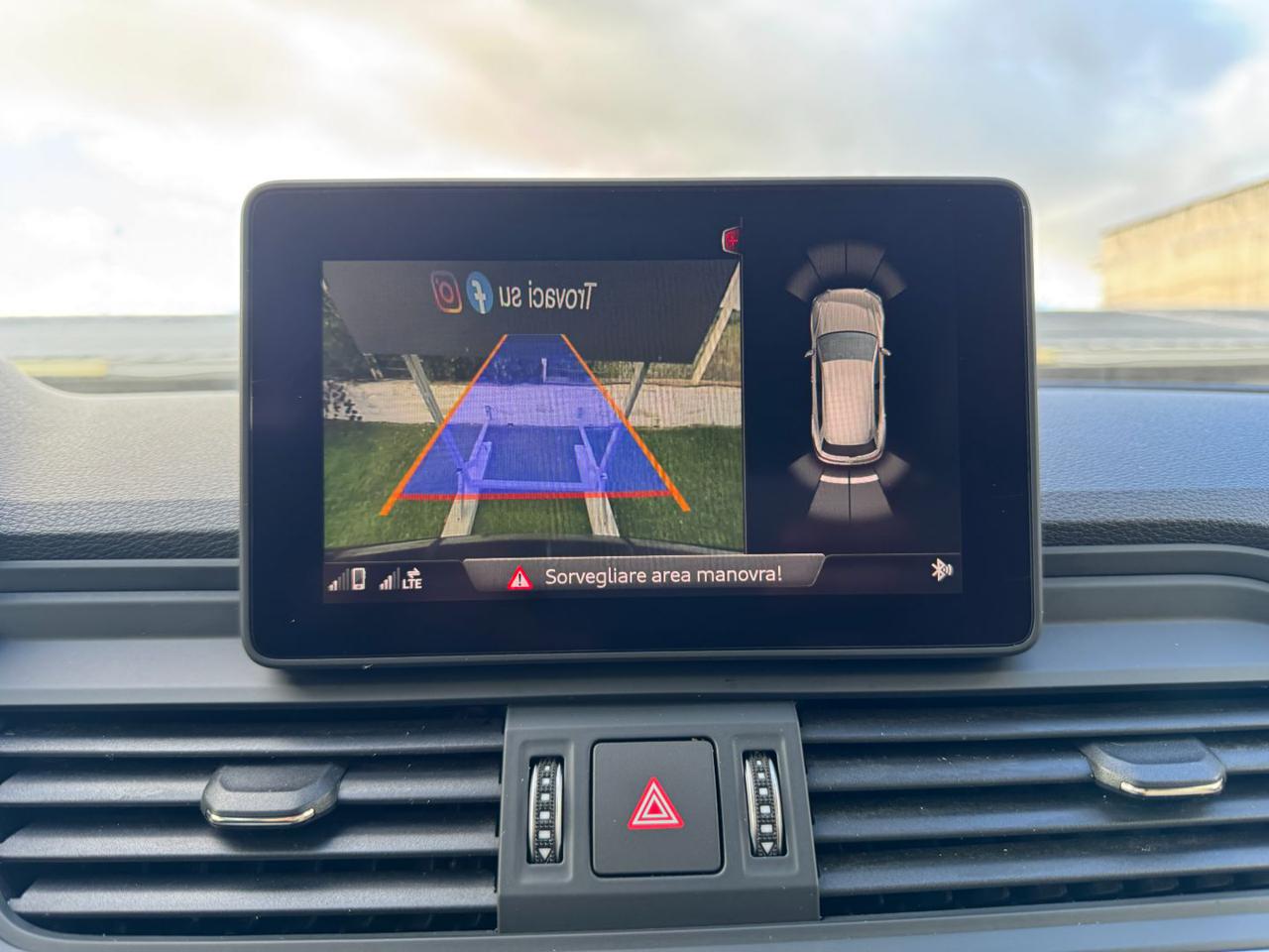 AUDI Q5 40 TDI quattro S-Tronic Sport - 11