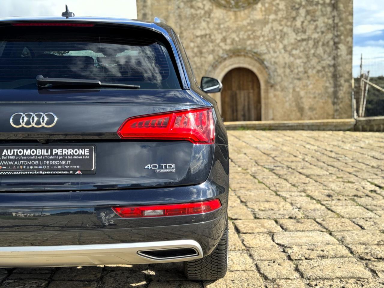 AUDI Q5 40 TDI quattro S-Tronic Sport - 37