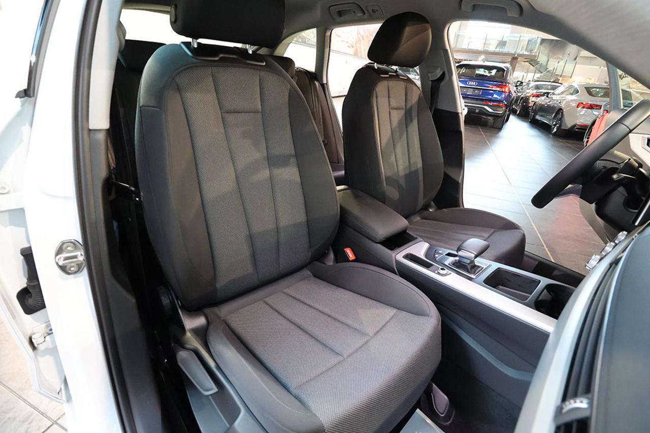 AUDI A4 35 TDI Avant S-Tronic Business - 16