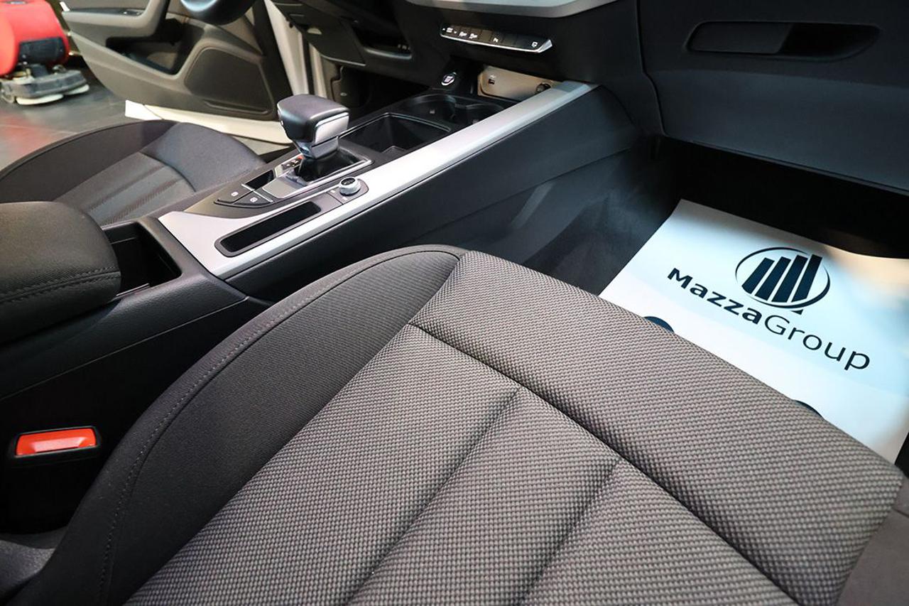 AUDI A4 35 TDI Avant S-Tronic Business - 34