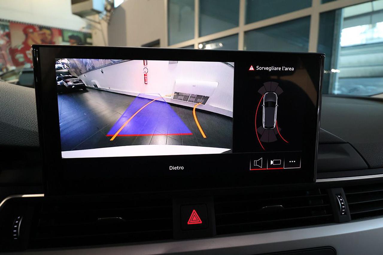 AUDI A4 35 TDI Avant S-Tronic Business - 24