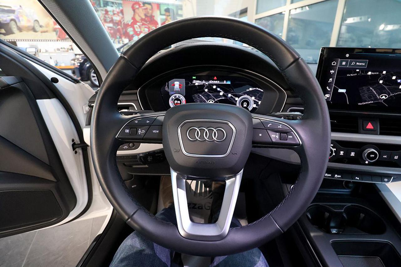 AUDI A4 35 TDI Avant S-Tronic Business - 20