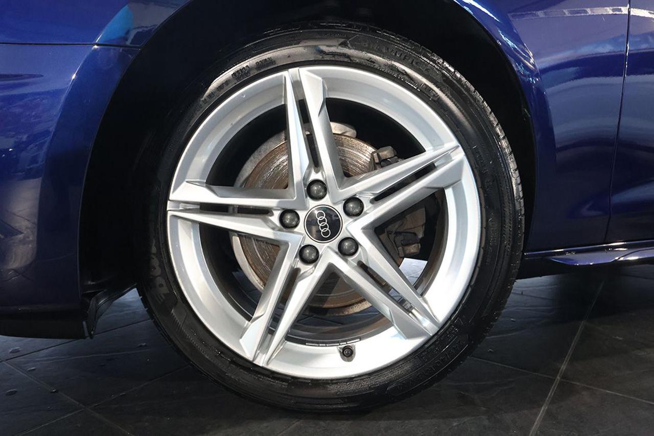 AUDI A4 30 TDI Avant S-Tronic Business Advanced - 6