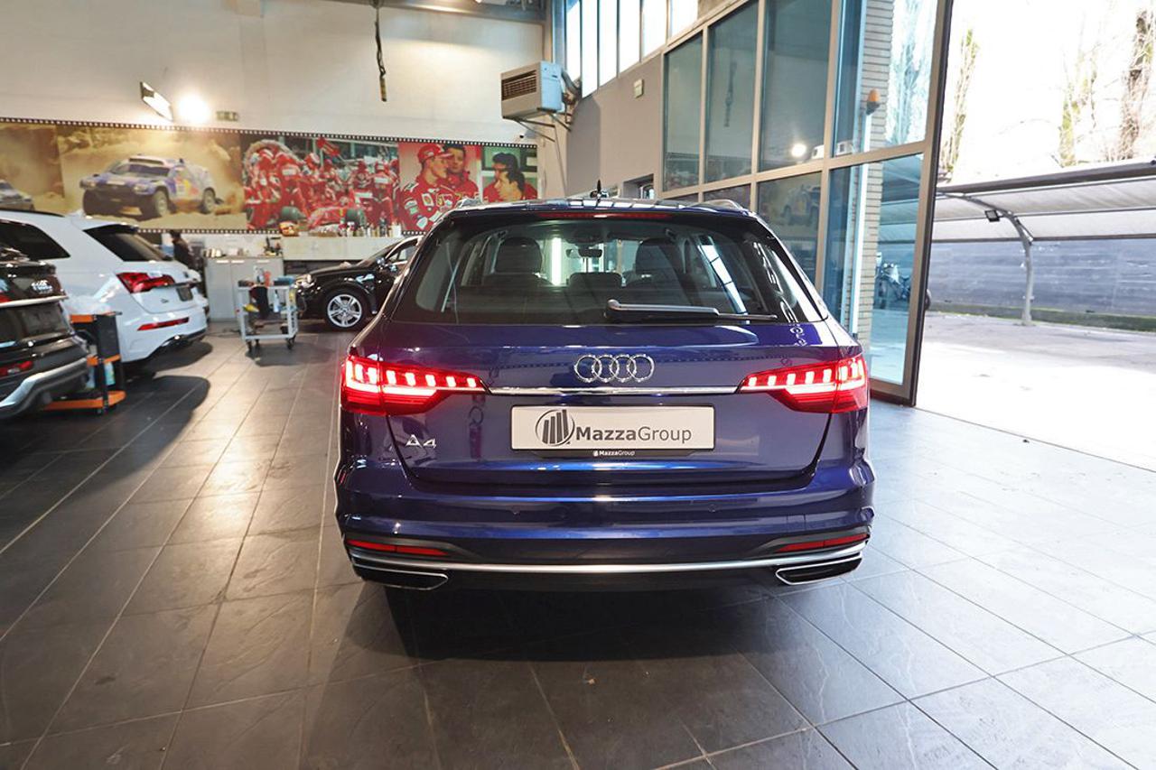 AUDI A4 30 TDI Avant S-Tronic Business Advanced - 8