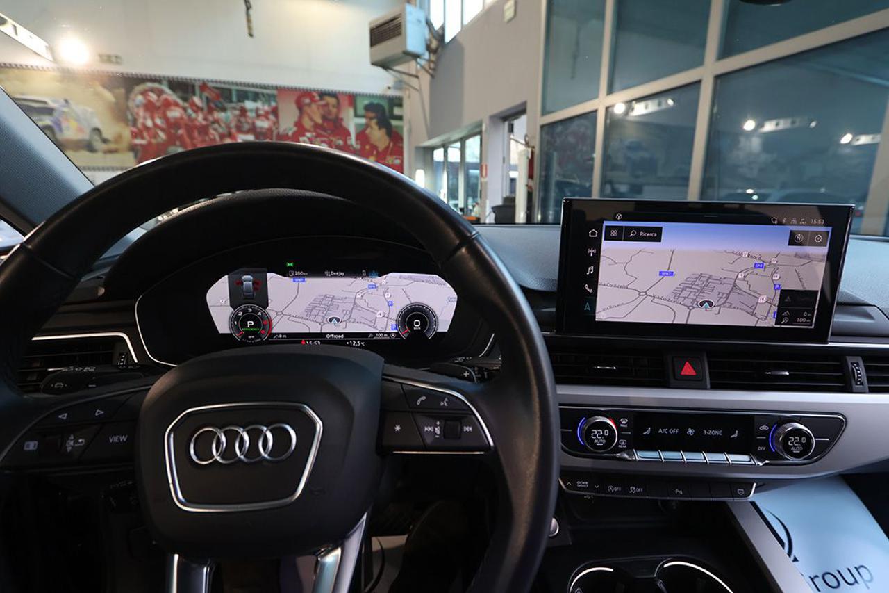 AUDI A4 30 TDI Avant S-Tronic Business Advanced - 33