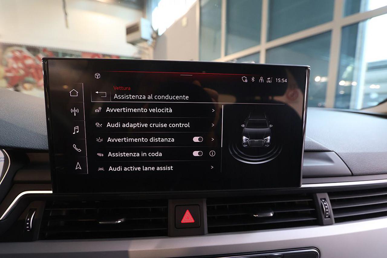 AUDI A4 30 TDI Avant S-Tronic Business Advanced - 27