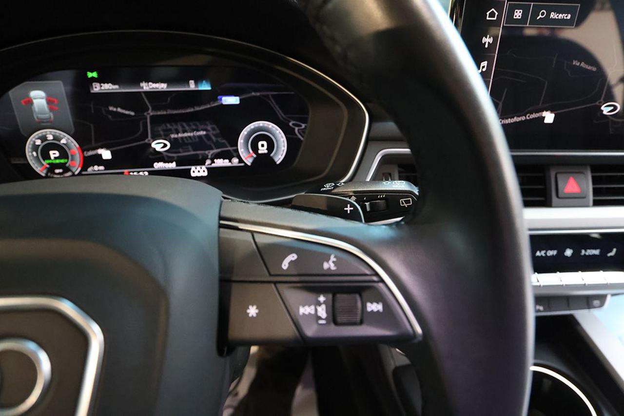 AUDI A4 30 TDI Avant S-Tronic Business Advanced - 22