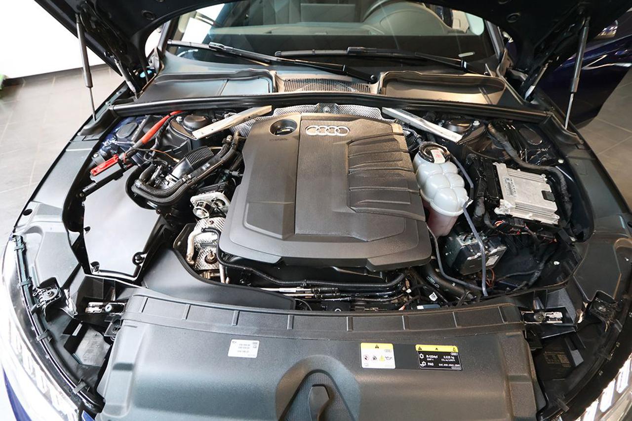 AUDI A4 30 TDI Avant S-Tronic Business Advanced - 11