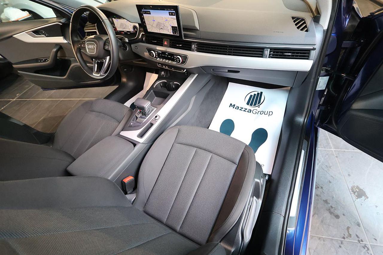 AUDI A4 30 TDI Avant S-Tronic Business Advanced - 16