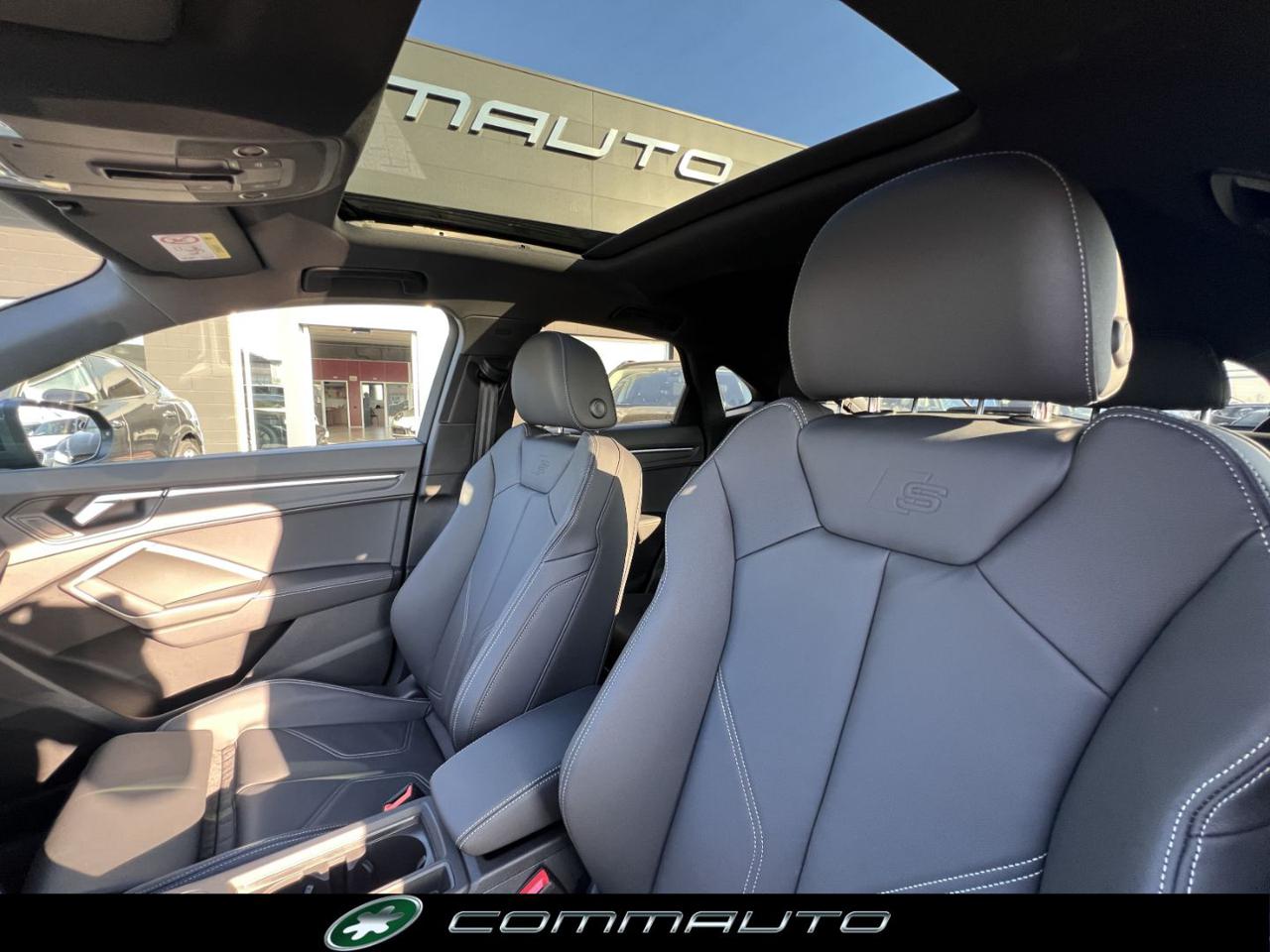 AUDI Q3 Sportback 35 TDI S tronic IdentityBlack - 8