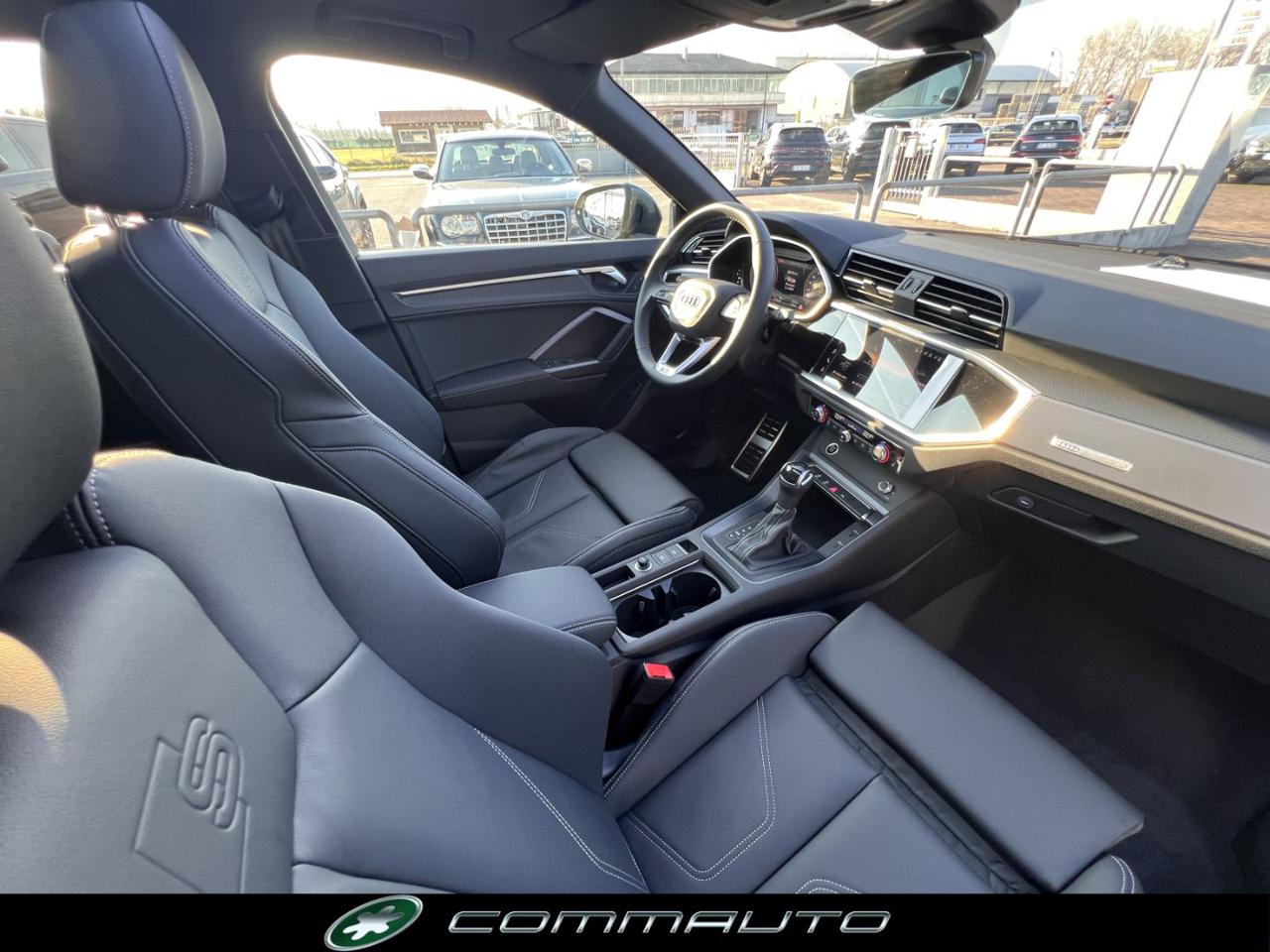 AUDI Q3 Sportback 35 TDI S tronic IdentityBlack - 34