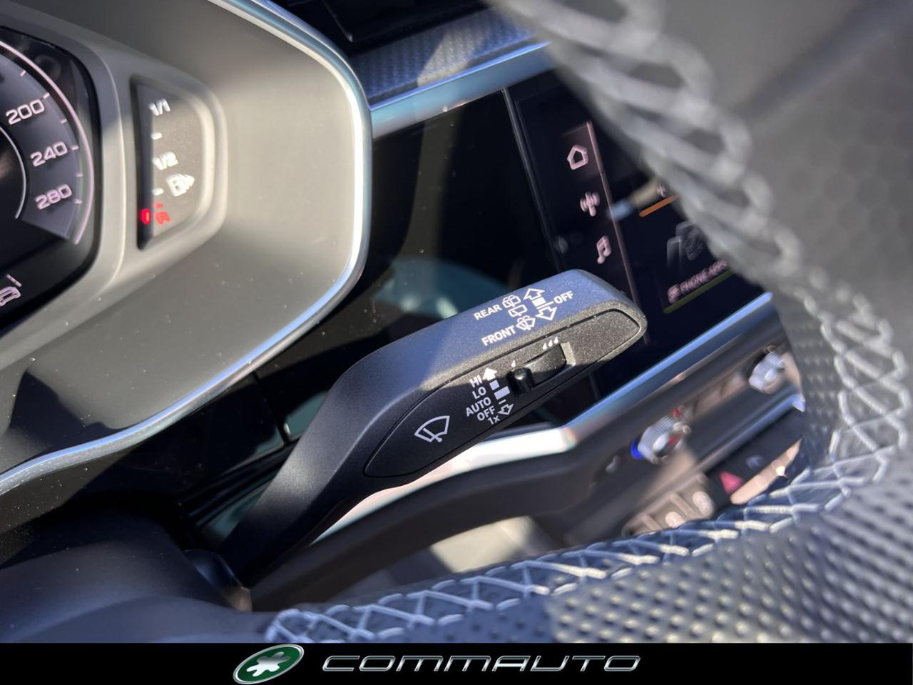 AUDI Q3 Sportback 35 TDI S tronic IdentityBlack - 24