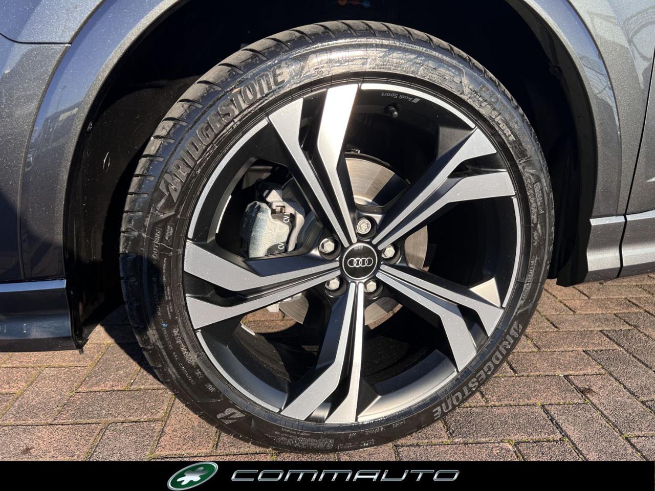 AUDI Q3 Sportback 35 TDI S tronic IdentityBlack - 6