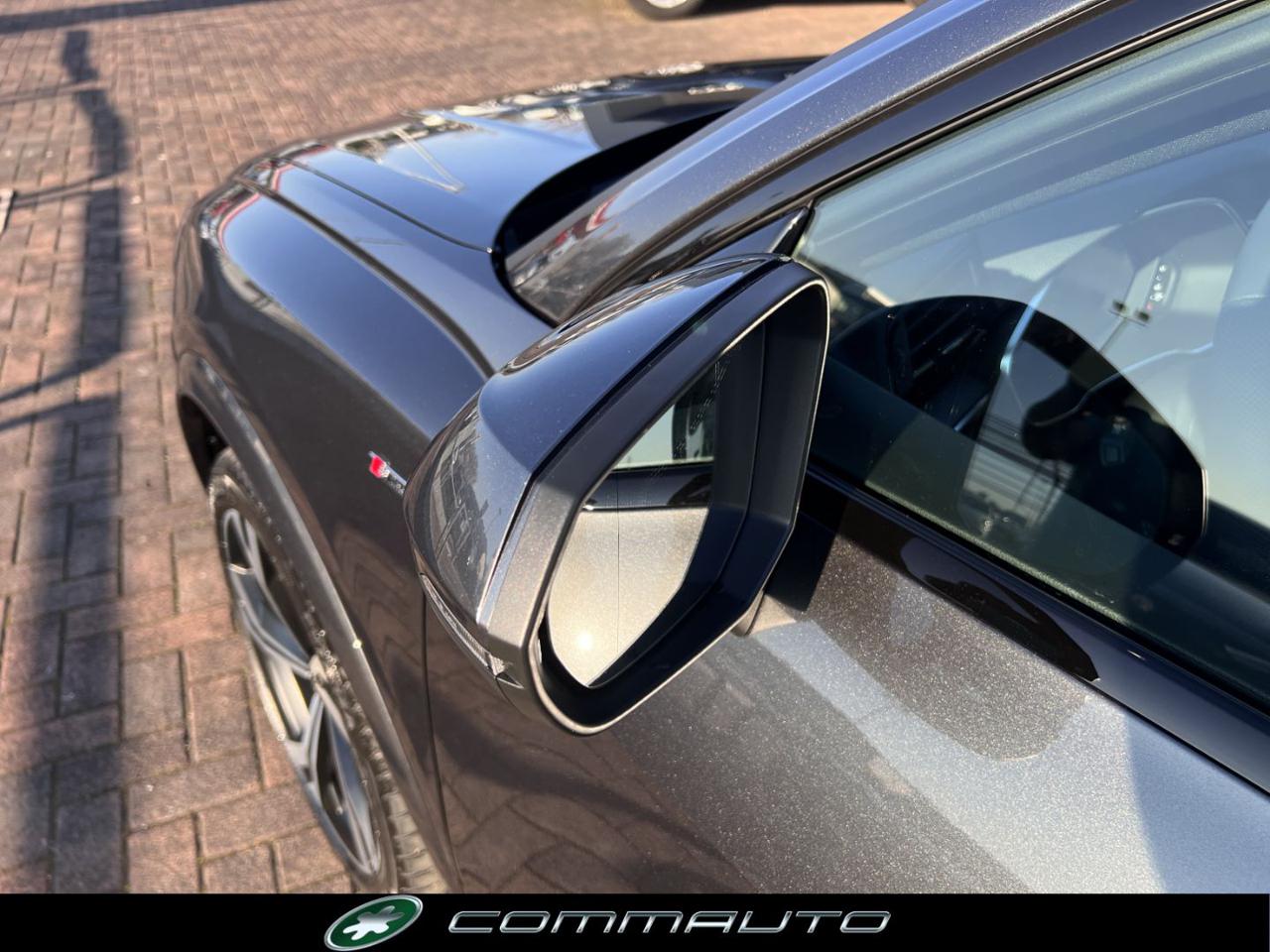 AUDI Q3 Sportback 35 TDI S tronic IdentityBlack - 17