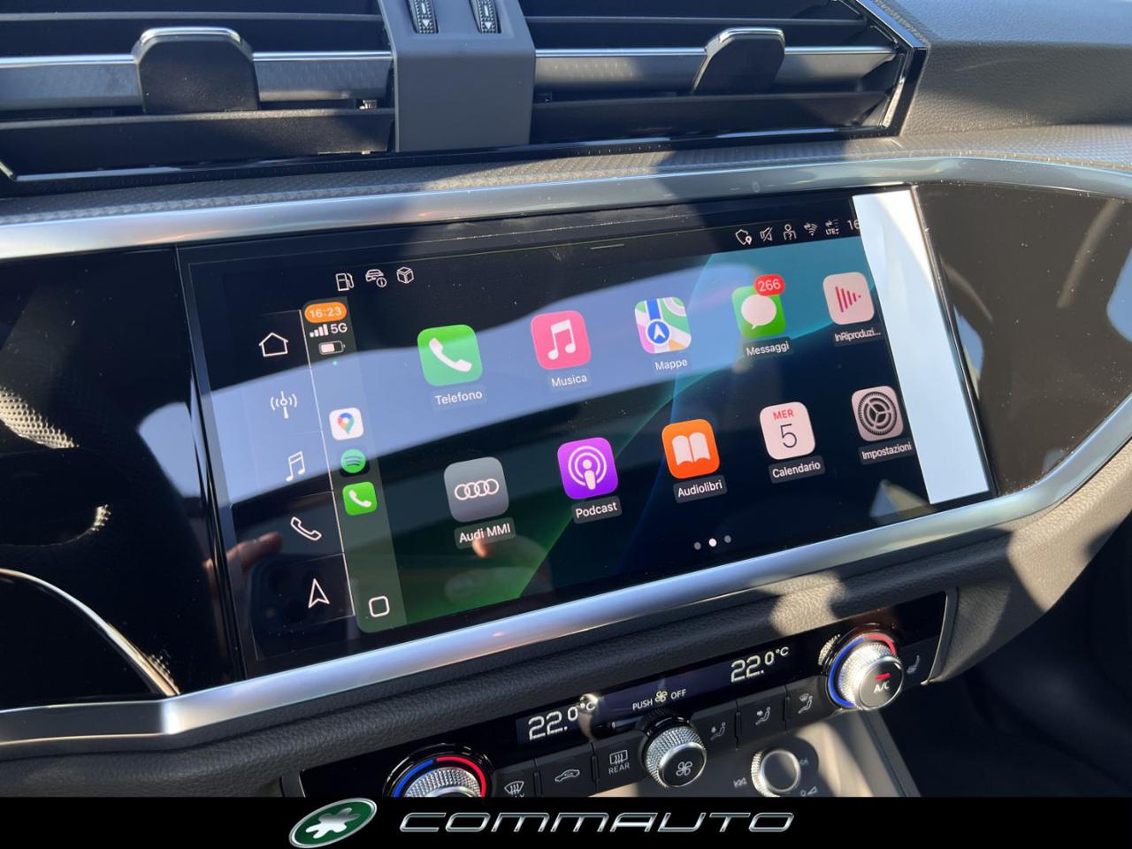 AUDI Q3 Sportback 35 TDI S tronic IdentityBlack - 13