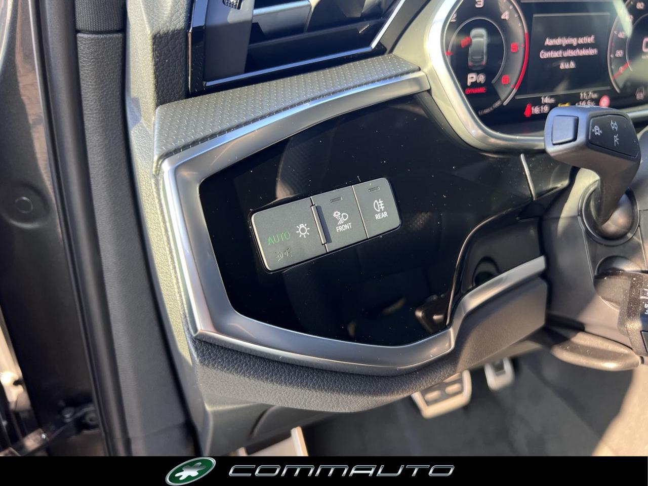 AUDI Q3 Sportback 35 TDI S tronic IdentityBlack - 19