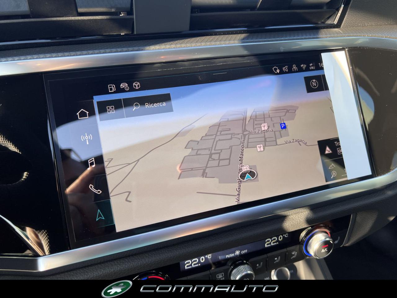 AUDI Q3 Sportback 35 TDI S tronic IdentityBlack - 26