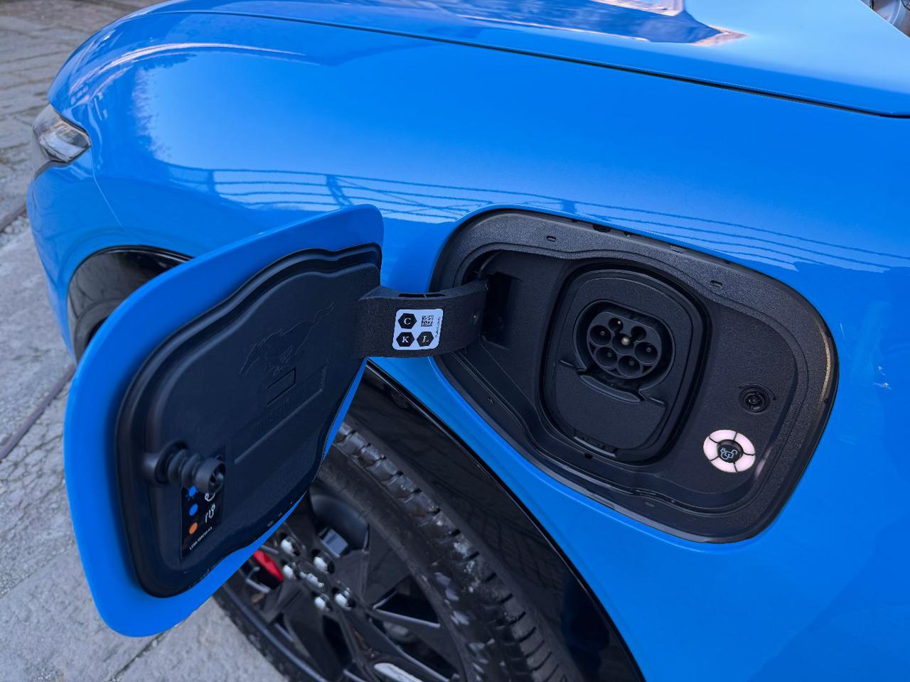 FORD Mustang Mach-E AWD Standard Range Premium 269 CV - 23