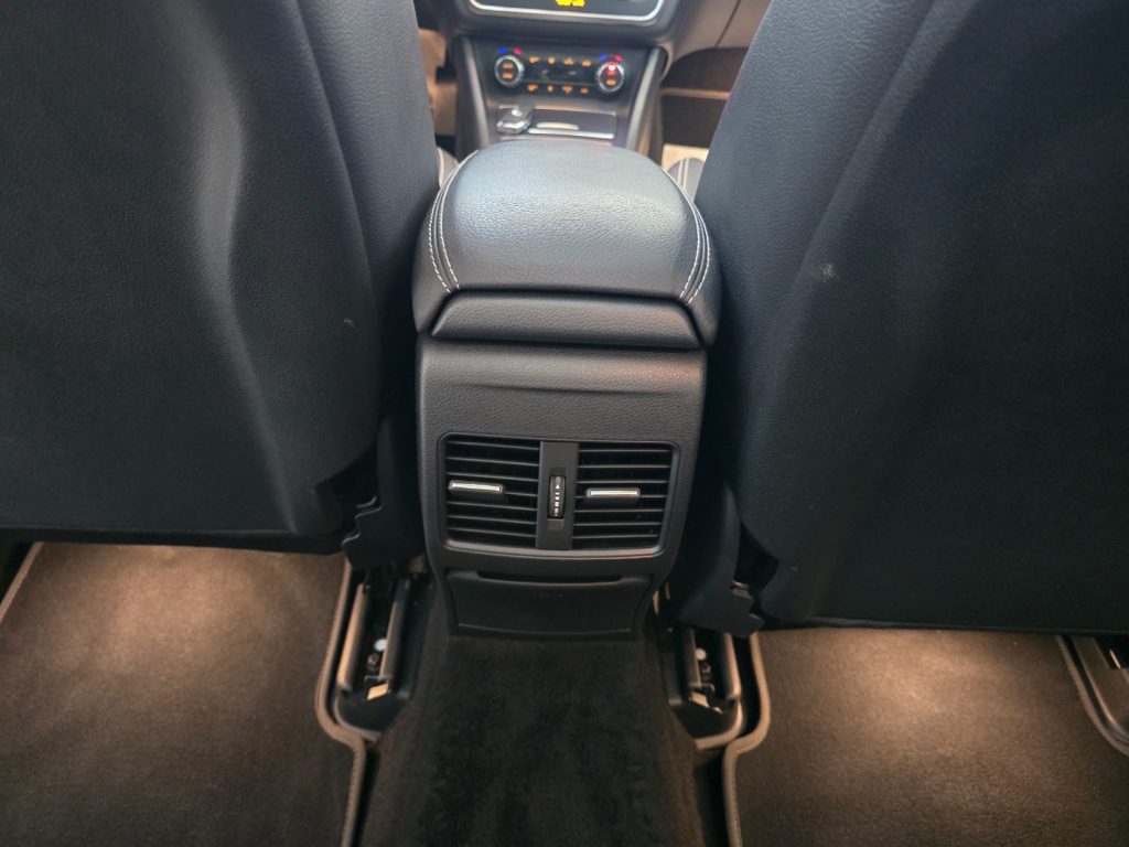 MERCEDES-BENZ GLA 200 d Automatic 4Matic Premium + Tetto - 24