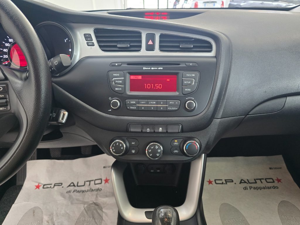 KIA ceed 1.4 ECO GPL 5 porte Cool - 17