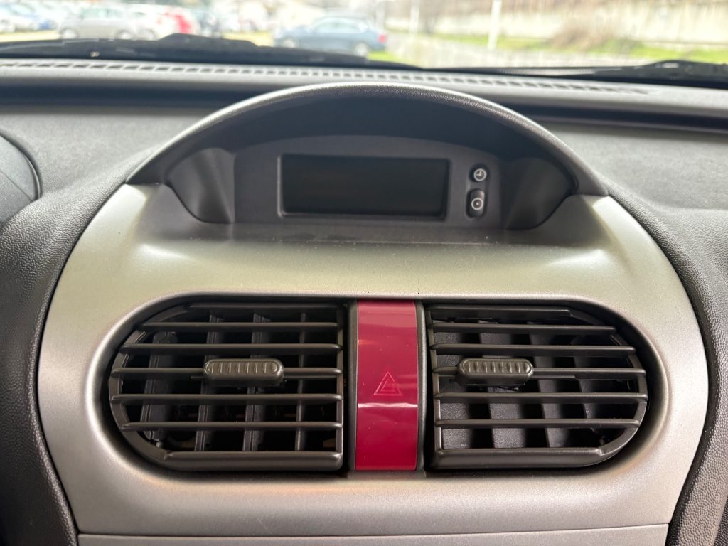 OPEL Corsa 1.2i 16V cat 3 porte OK NEOPATENTATI PRIMO PREZZO - 13