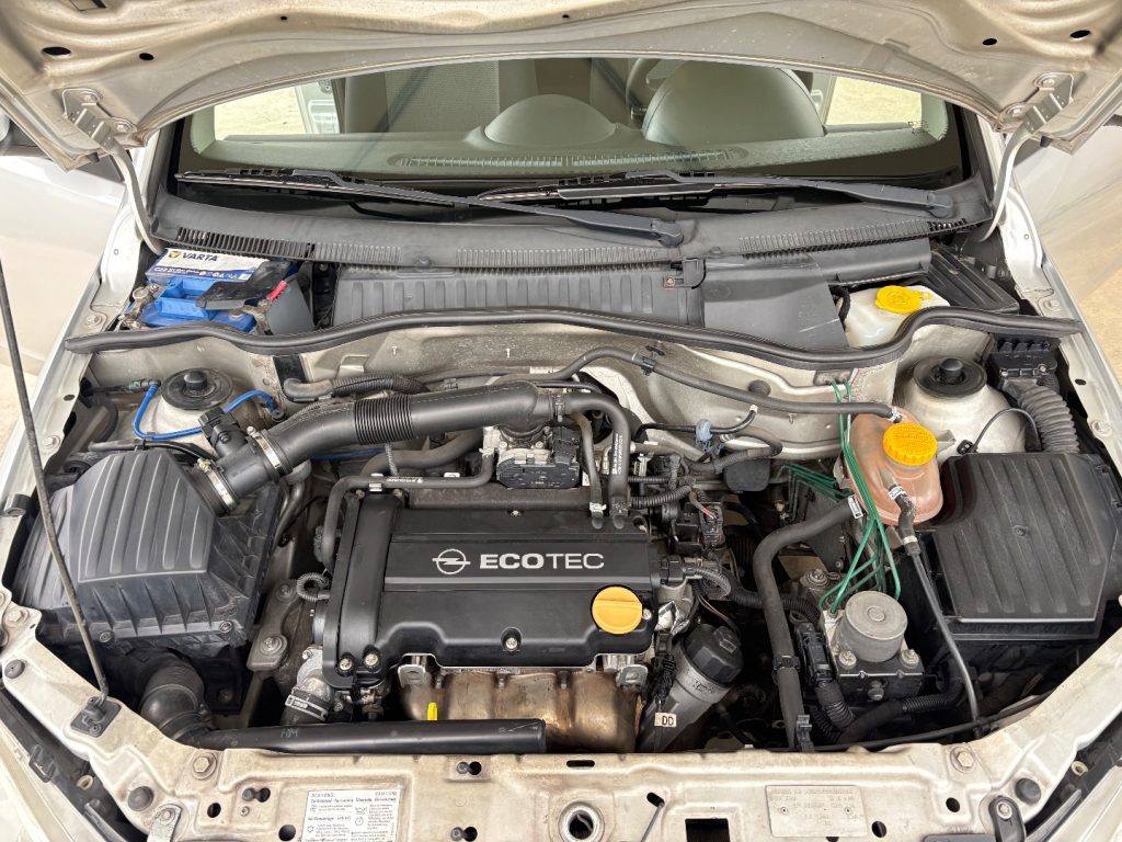 OPEL Corsa 1.2i 16V cat 3 porte OK NEOPATENTATI PRIMO PREZZO - 37