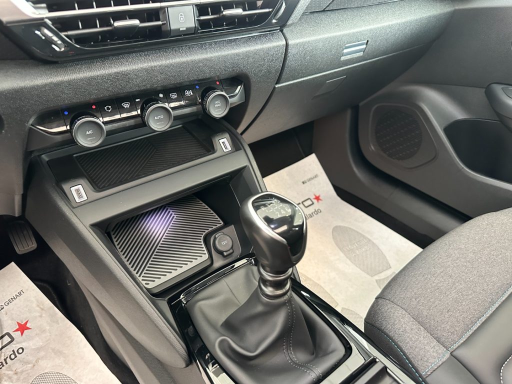 CITROEN C4 PureTech 130 S&S Shine - 20