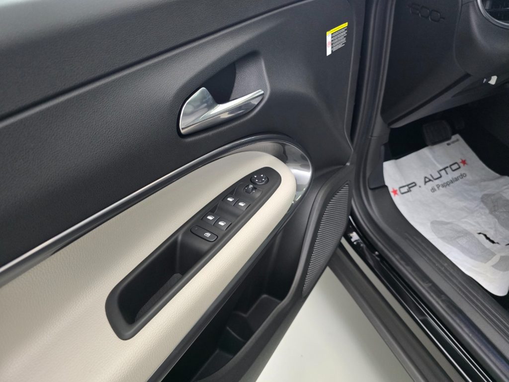 FIAT 600 Hybrid DCT MHEV La Prima - 22