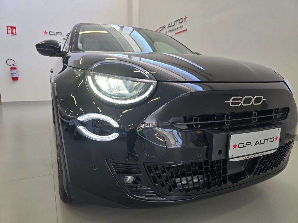 FIAT 600 Hybrid DCT MHEV La Prima - 27