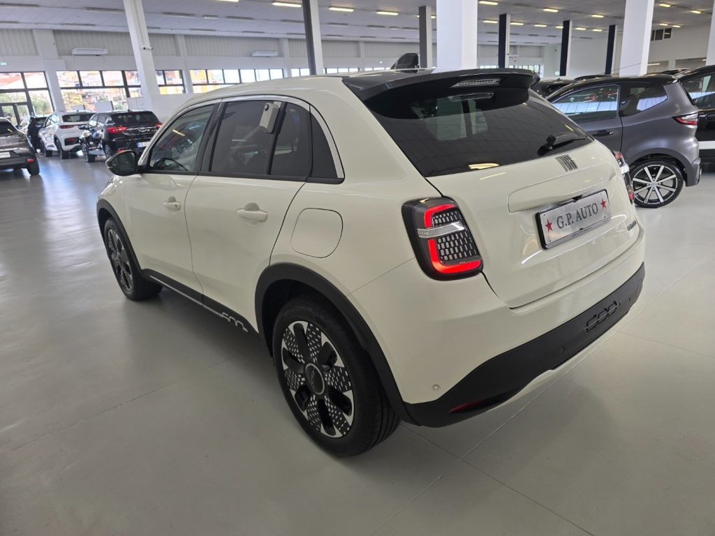 FIAT 600 Hybrid DCT MHEV La Prima - 5