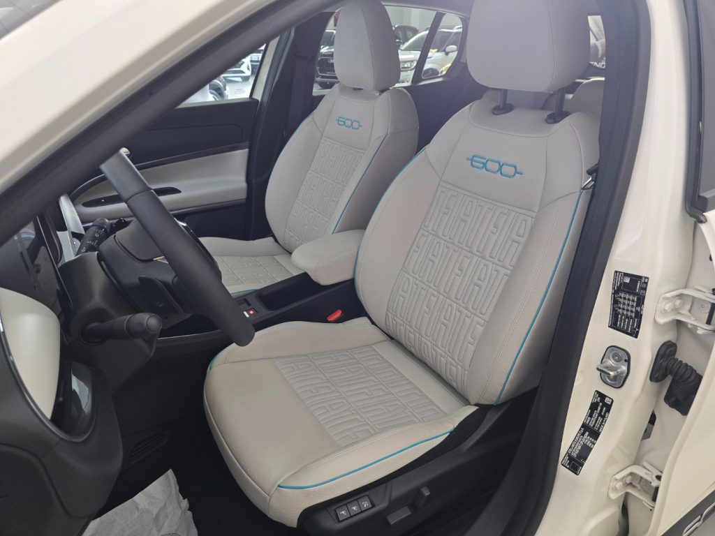 FIAT 600 Hybrid DCT MHEV La Prima - 21