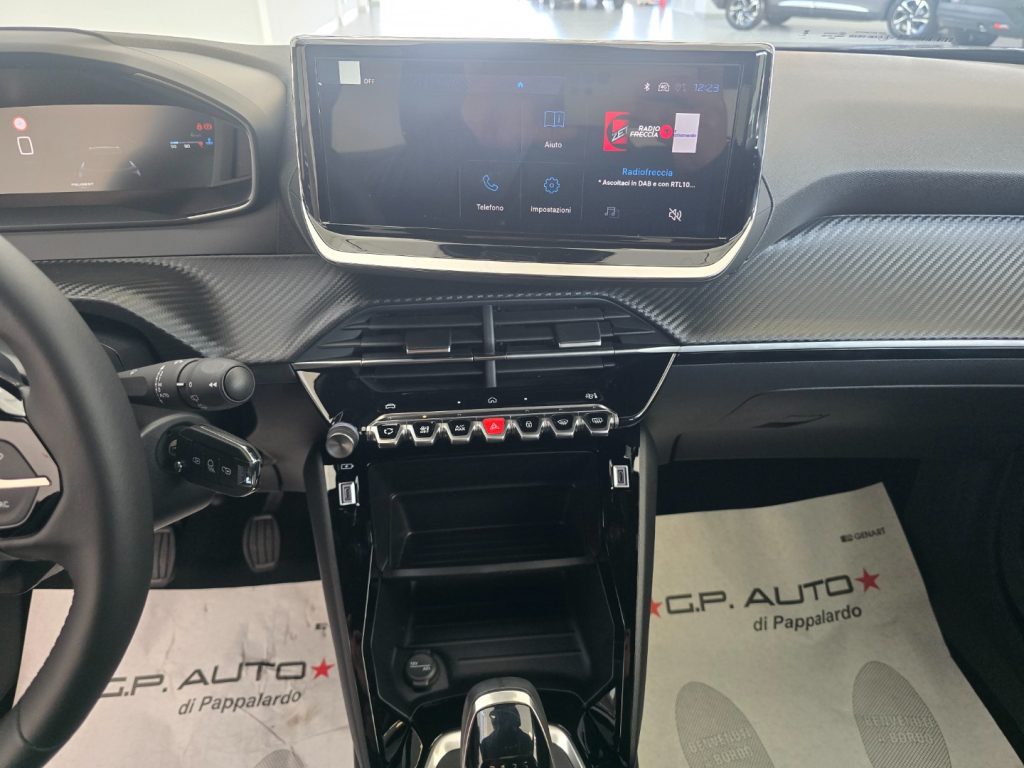 PEUGEOT 2008 PureTech 100 S&S Allure - 16